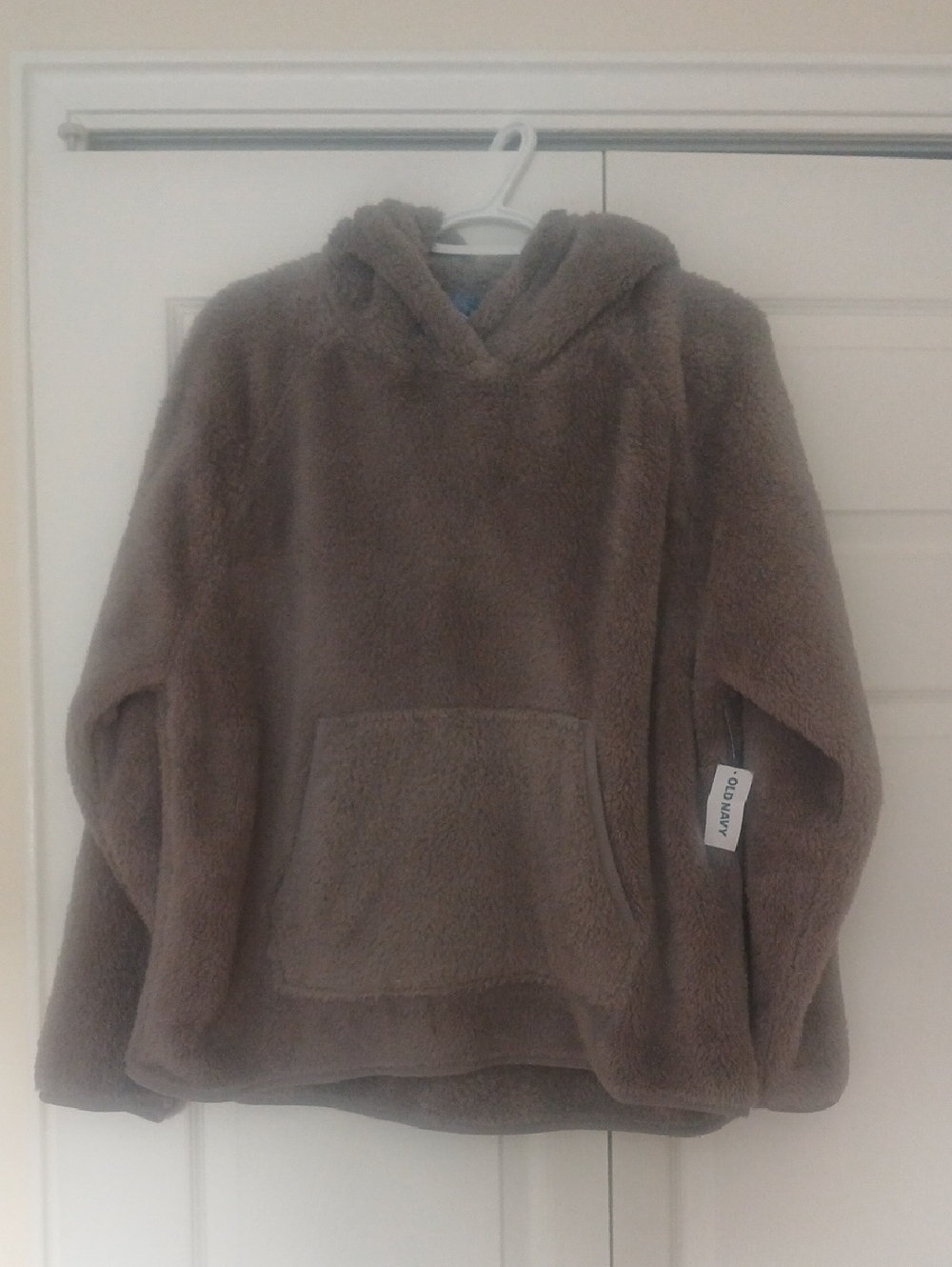 Cozy Hooded Pullover in Taupe